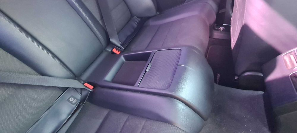 Mercedes-Benz C250, на части.