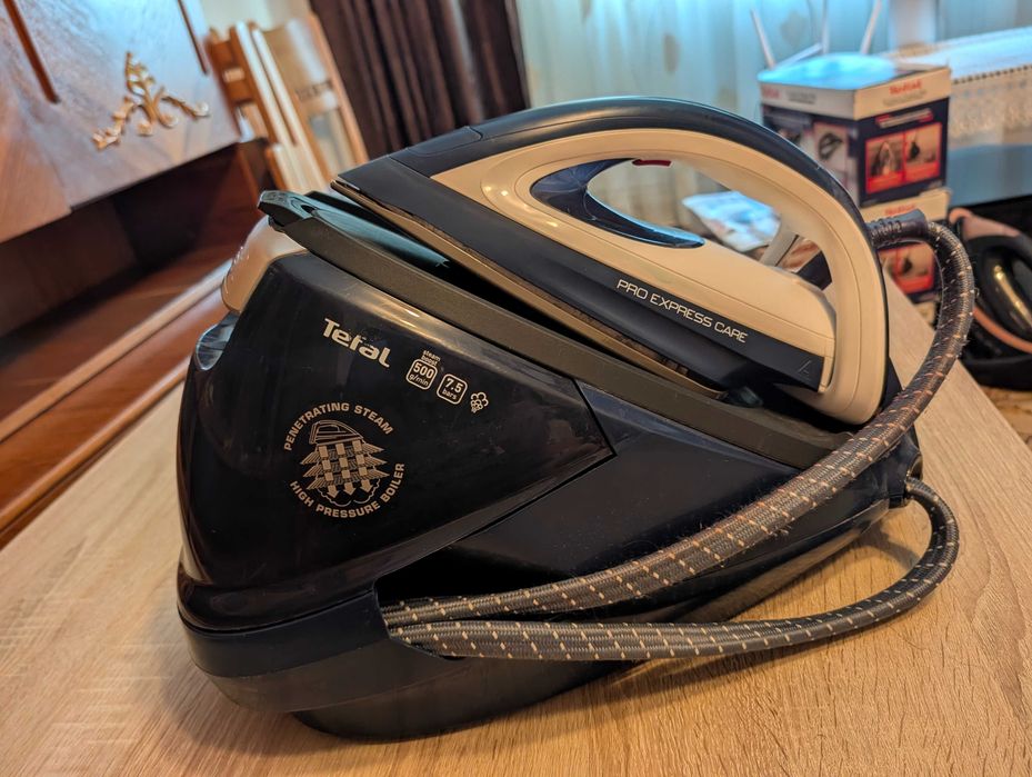 Tefal GV9071E0 Pro Express X-Pert Statie de calcat