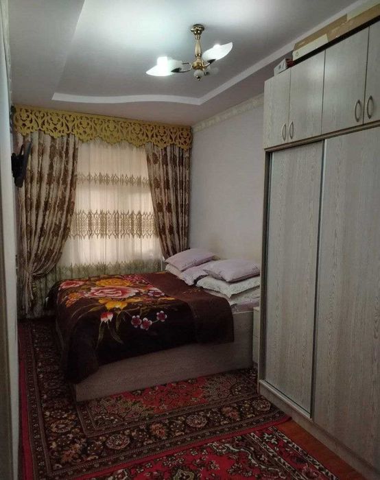 Продаётся дом в Чиланзаре 19 кв 63дом 4/4/4  этаж 4 комната