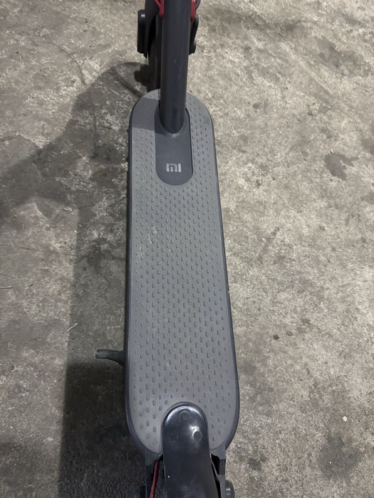 Самокат Xiaomi почти новый