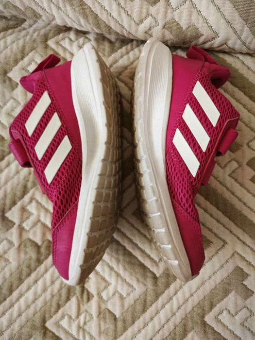 Adidas  alta run оригинални маратонки 35 н.