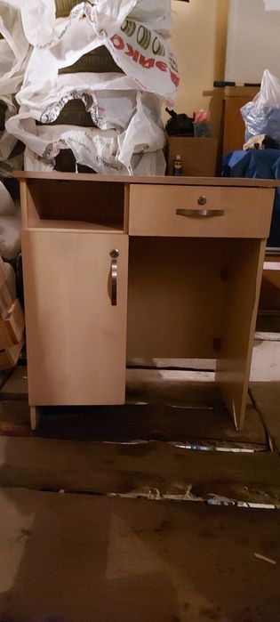 Продам витрины и прилавки