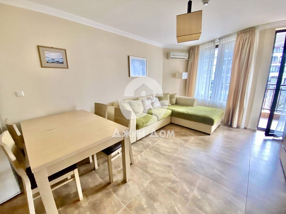 Продава се Двустаен апартамент в Свети Влас - 59 кв.м за 1150 €/кв.м - Снимка #1