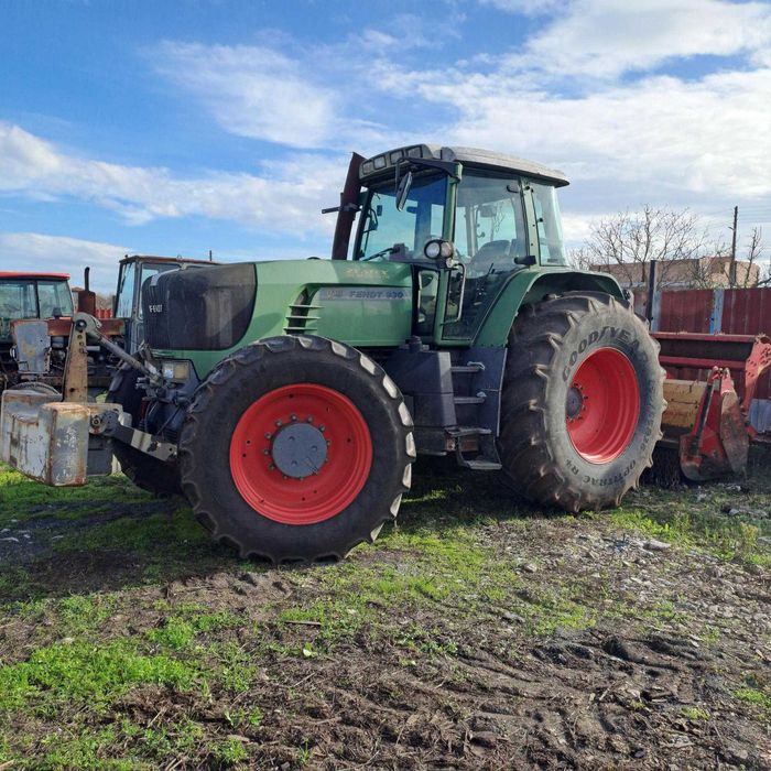 Продавам Трактор Фенд Варио 930