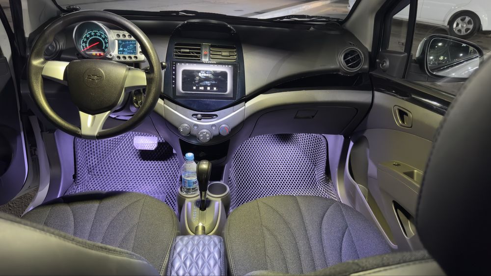 Продается спарк в идиальной состоянии