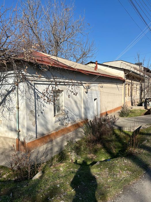 Продается дом Юнусабад
