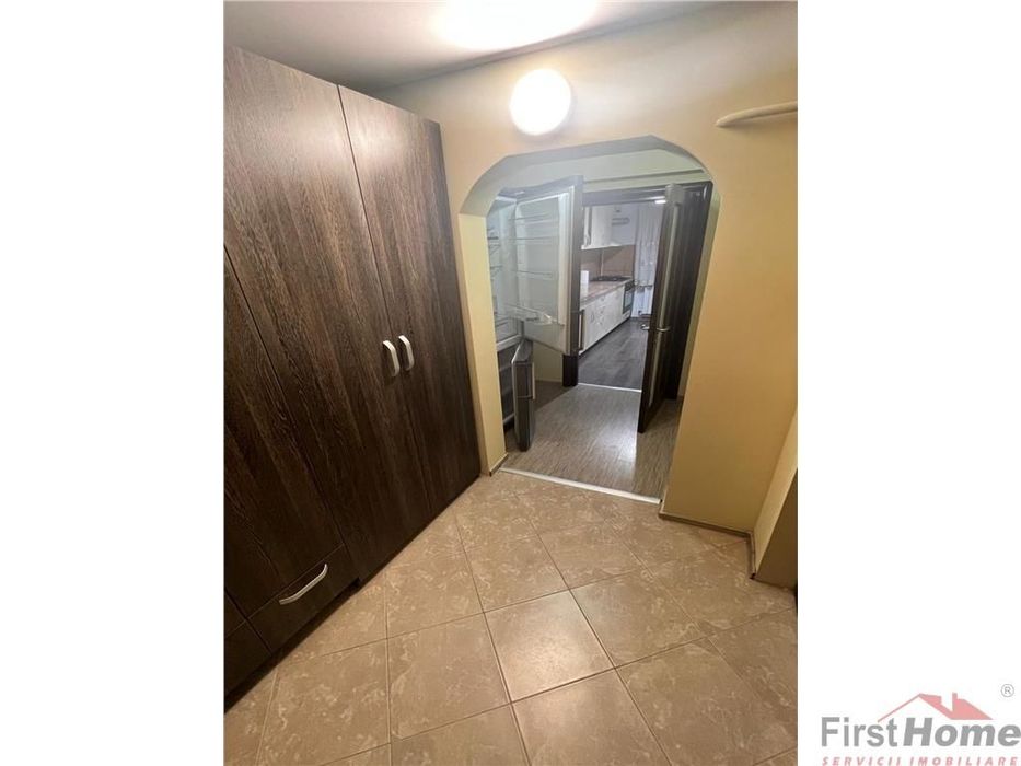 Spatiu birouri,cabinete,intrare stadala,zona Pompieri,76 mp utili