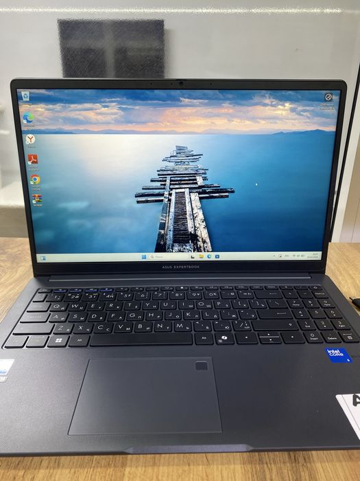 Ноутбук Asus Expertbook