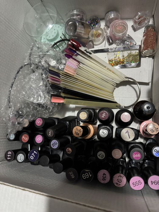 Продам все для маникюра