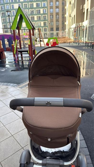 Срочно продам коляску Stokke 2в1