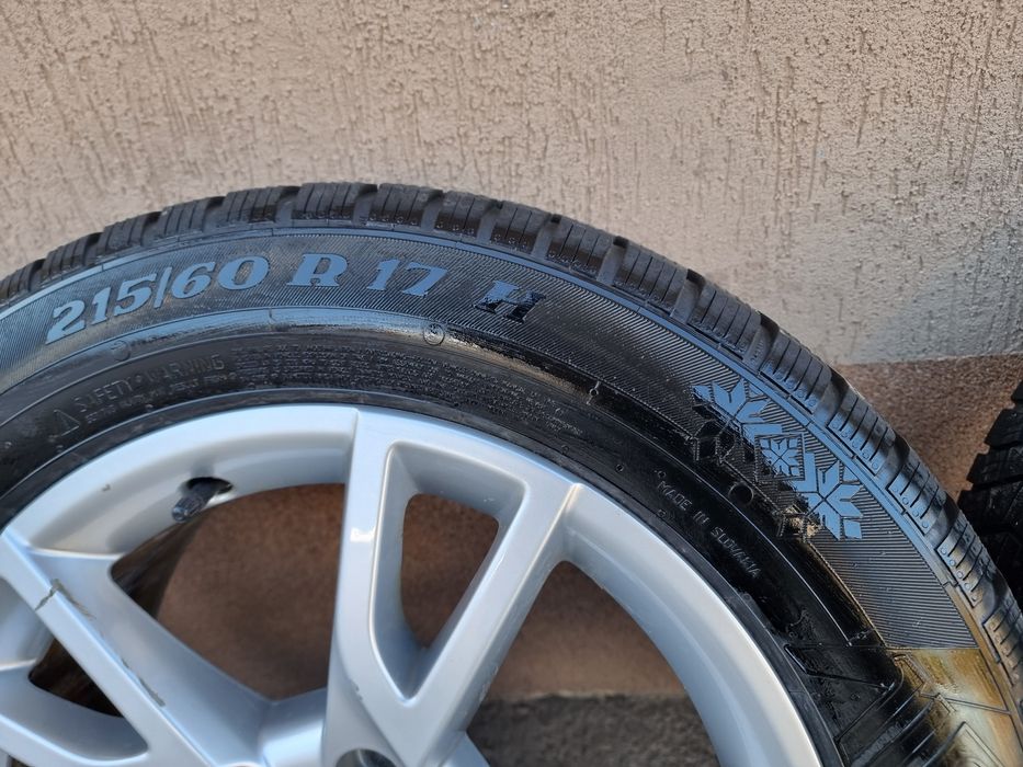 Оригинални Алуминиеви Джанти AUDI 17'цола със зимни гуми