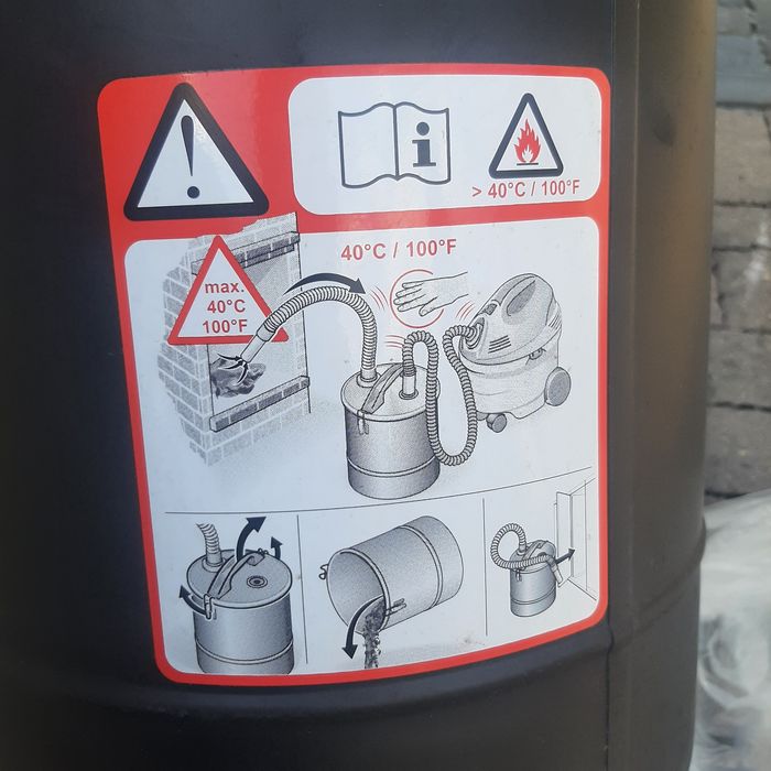 Karcher aspirator, recipient care trage funingine, frunze etc