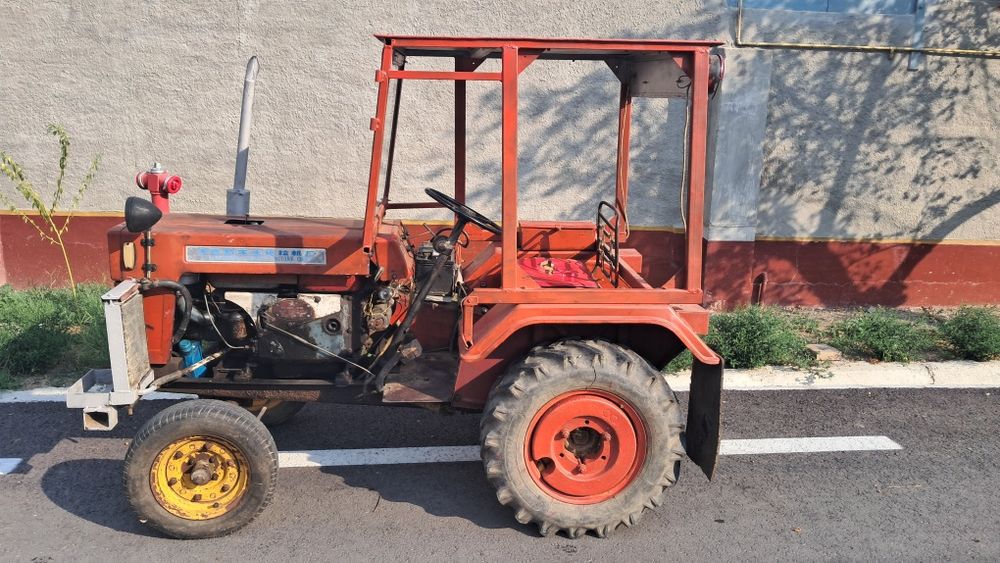 Vand Tractoras  Hebei cu Remorca
