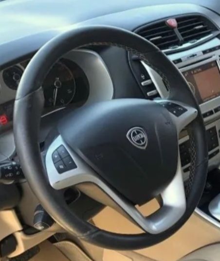 Elemente interior Lancia Delta 3, ceasuri, consolă, etc