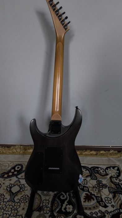 Jackson js24 электрогитара
