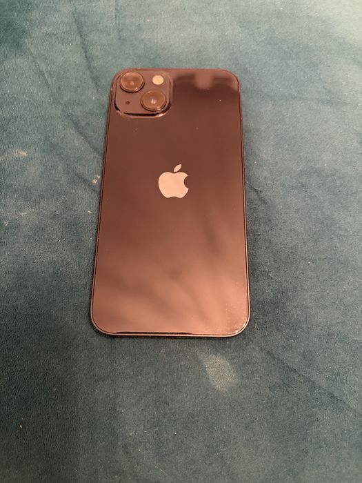 Vand iphone 13 128Gb ca nou