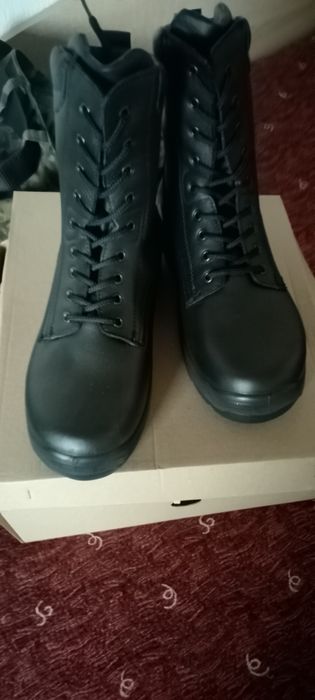 Мъжки черни кубинки