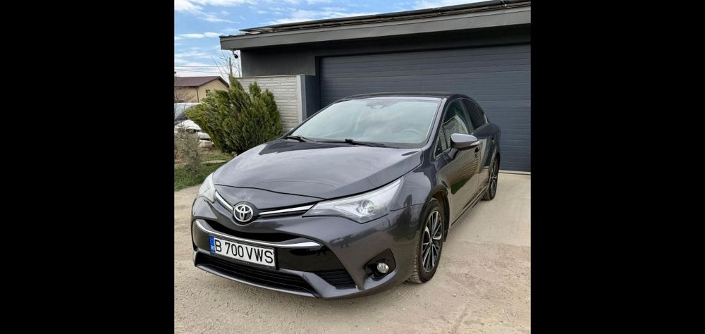 Toyota Avensis Benzina 1 8.+ GPL