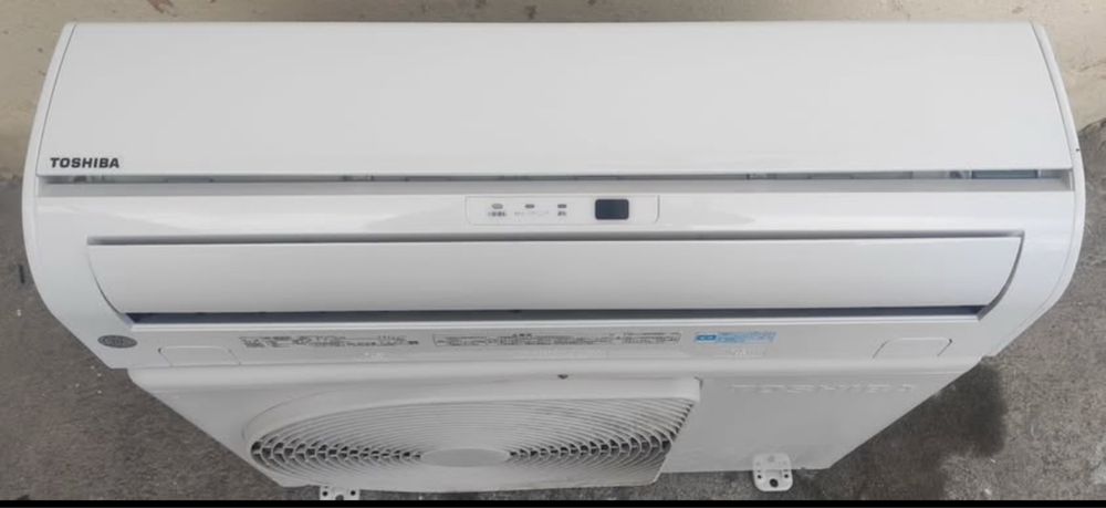 Японски инверторен климатик TOSHIBA 12000 BTU