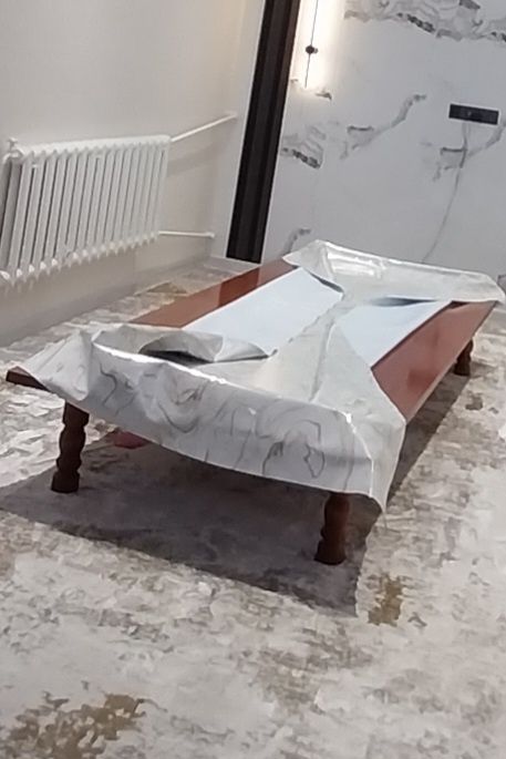 Столлар сатылады