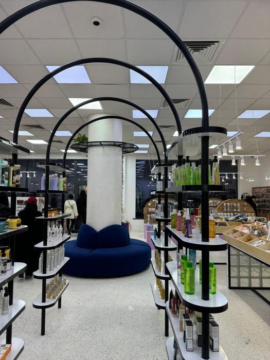 Срочно продается арка с полками
