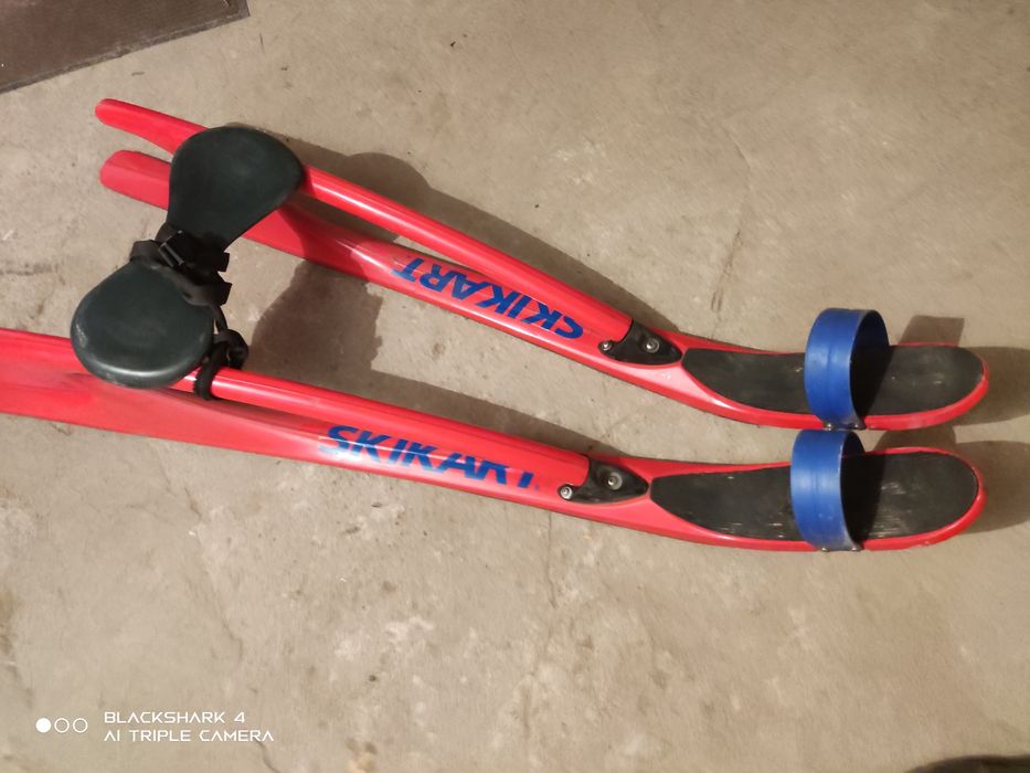 Продам лыжи сидячие