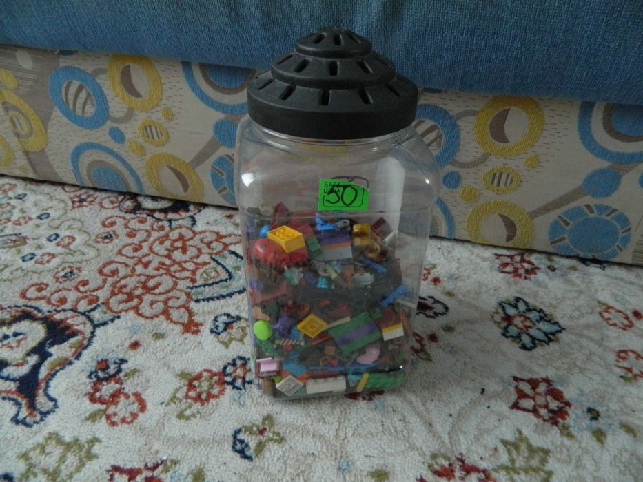 Продам конструктор  LEGO