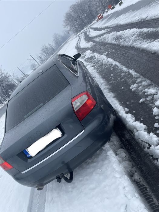 Vand Audi A4 sau schimb
