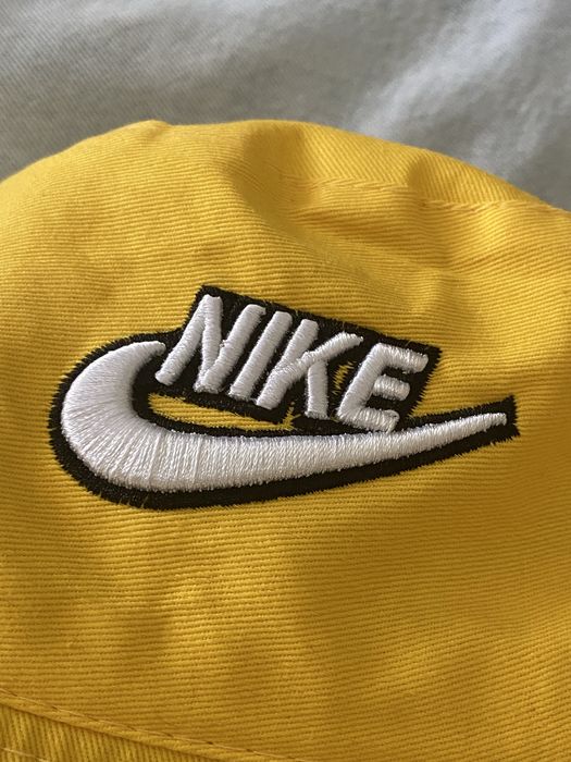 Двустороняя панама Nike