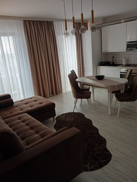 Garsonieră + apartament regim hotelier