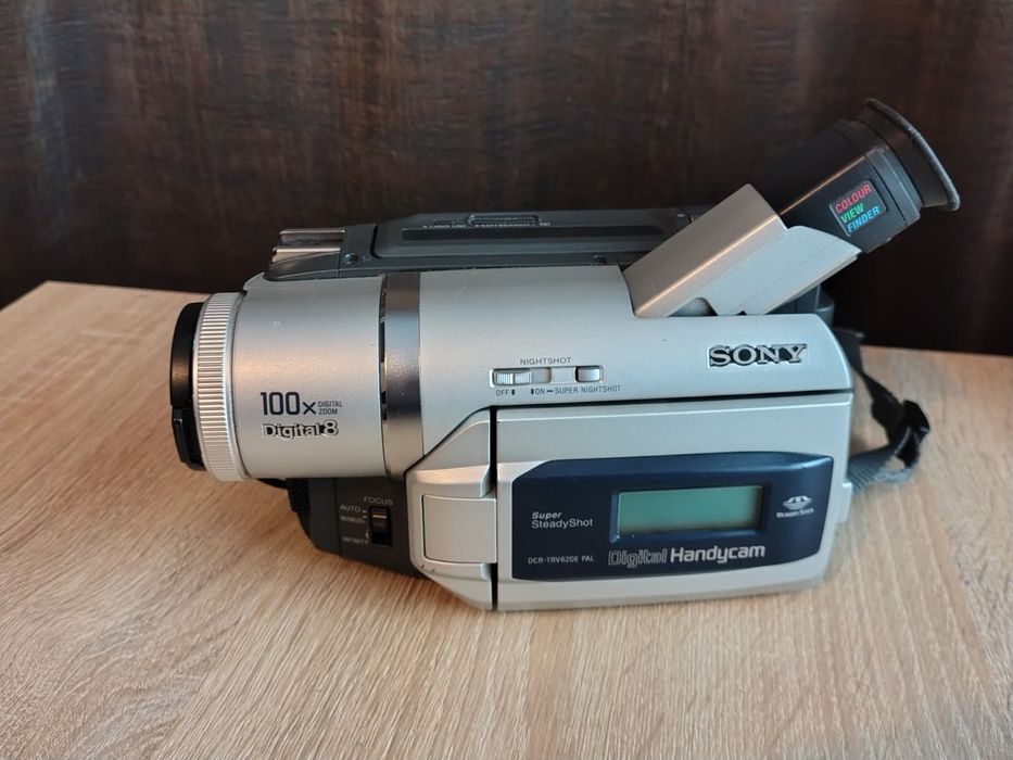 Camera video Sony DCR-TRV 620E