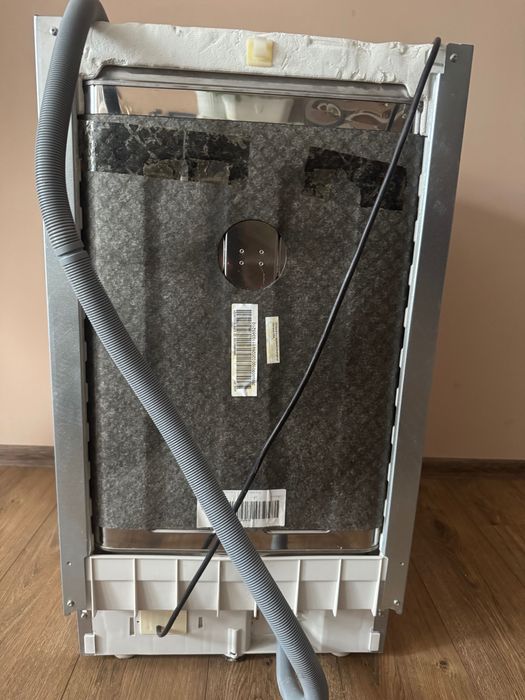 Съдомиялна машина Whirlpool ADG 201