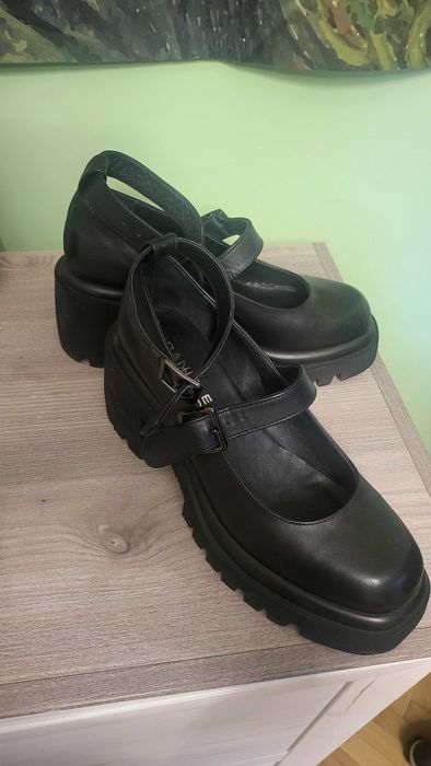 Дамски обувки, естествена кожа