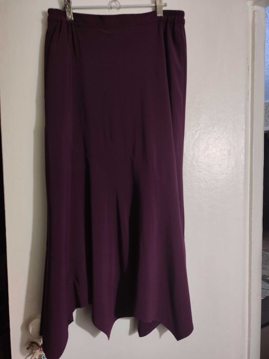 Костюм юбка и блузка.