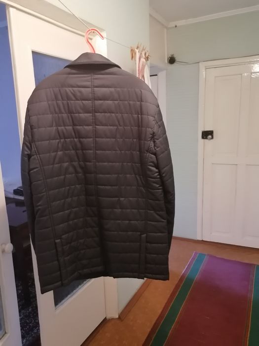 Продам куртку мужскую