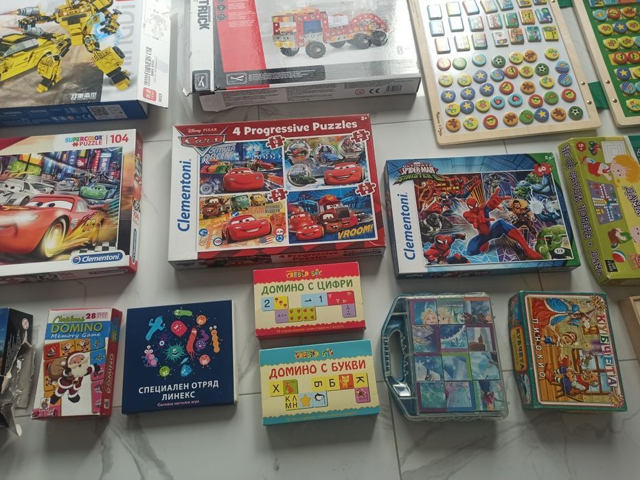 Настолни игри , повечето са нови