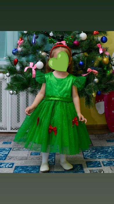 Платье на девочку 3-4 года