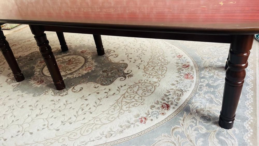 Продам стол большой