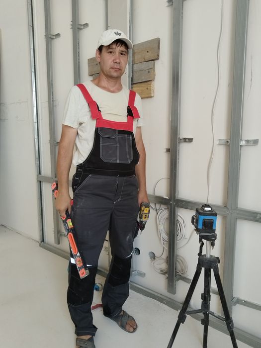 электрик, мастер универсал.