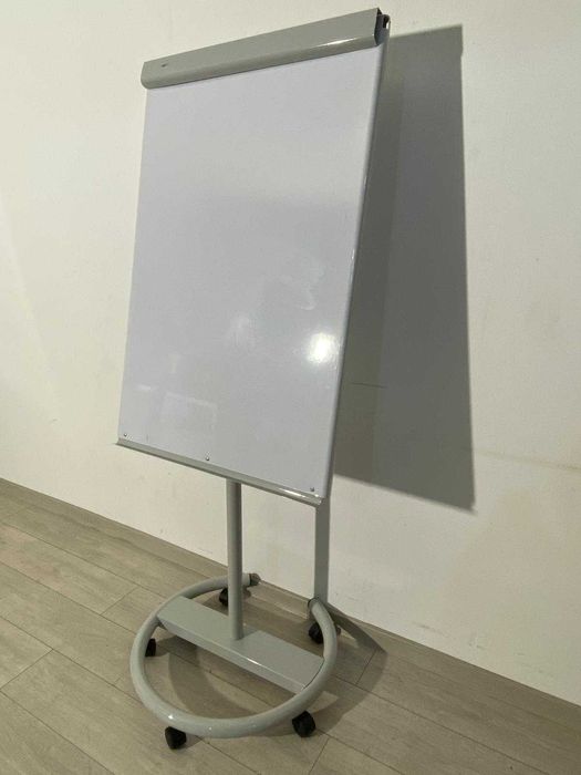 7 Buc. Flipchart cu Whiteboard 110X75 cm