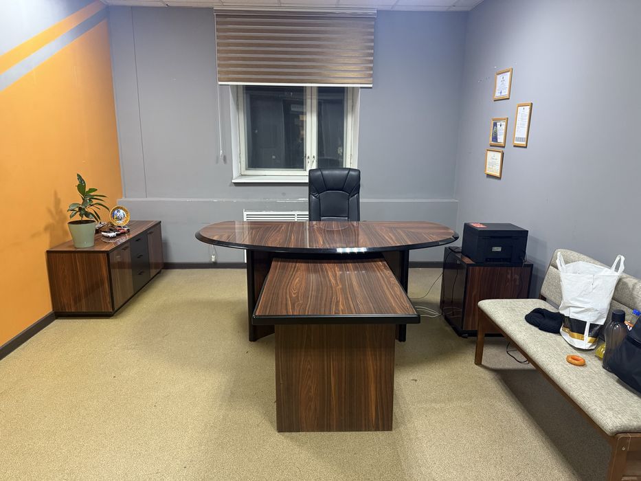 Офисная мебель и прочее