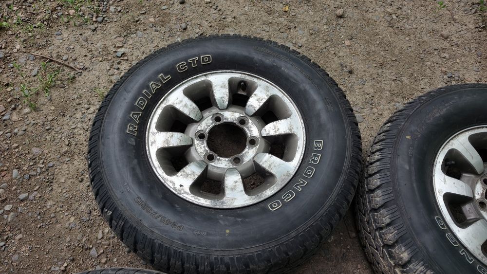 Комплект дисков R15_6*139.7. С шинами