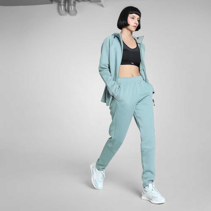 Оригинален панталон Puma Evostripe Sweatpants