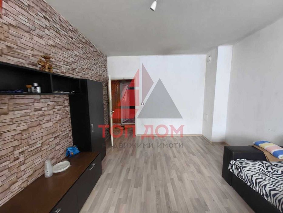 Дава се под наем Тристаен апартамент в Варна, Аспарухово - 74 кв.м за 357 € - Снимка #2