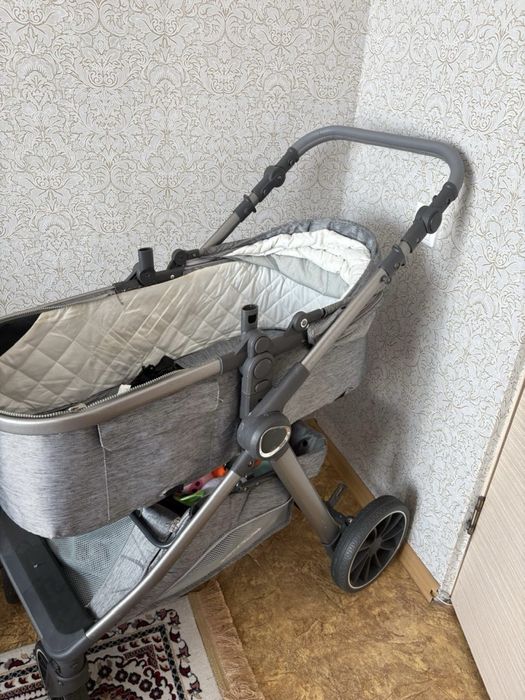 Продам Коляску 2в1