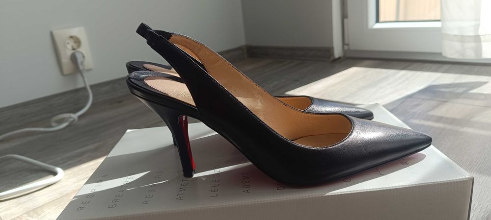 Sara Pen елегантни обувки