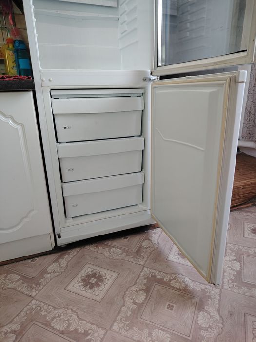 Двухкамерный холодильник Pozis