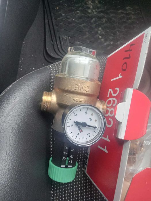 Reductor presiune cu membraana