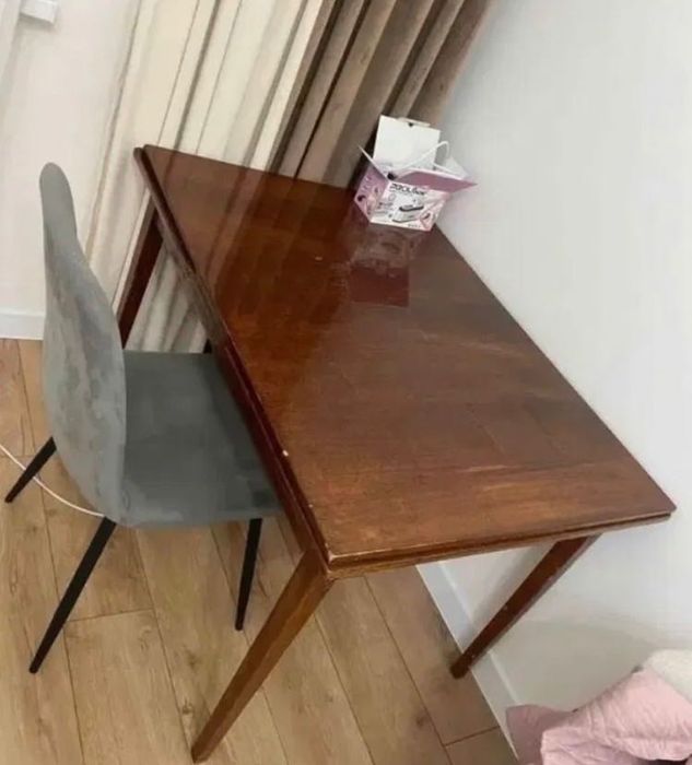 Стол  складной   в хорошем состоянии