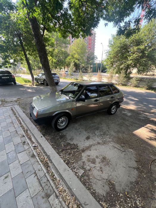 Продам ВАЗ 21093